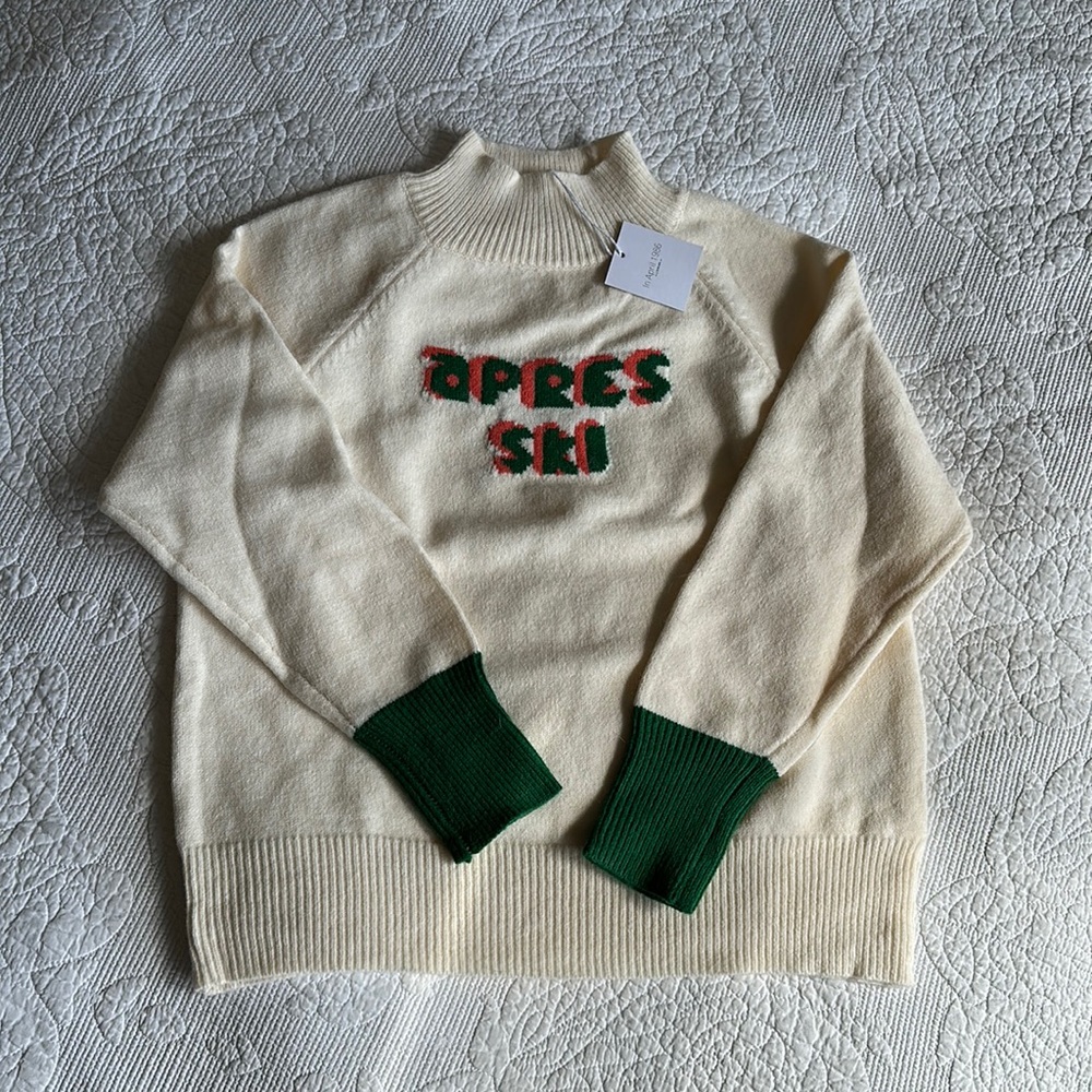 NWT Apres Ski Turtleneck Sweatee